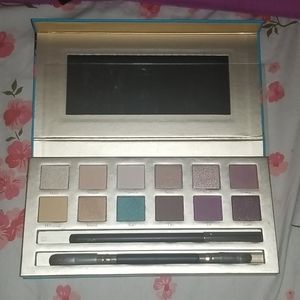 Cargo You Had me at Aloha Palette